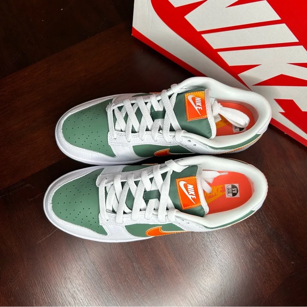 Nike Dunk Low SE NY vs. NY (8.5M/10W) ~NY Knicks~
